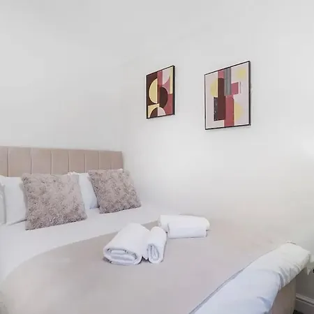 度假居 Esher House *