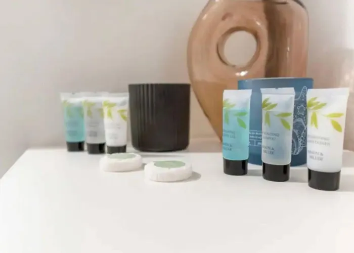 Esher House 펜션 *